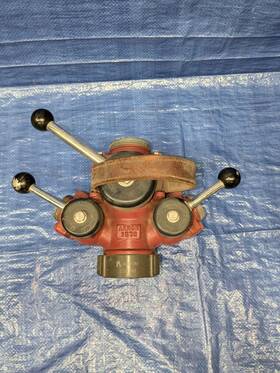 1573 Akron Brass Water Thief #1573 Firefighter Hydrant