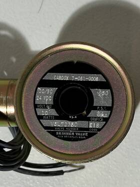 7-061-0006 Cardox 120vac / 24vdc Skinner Solenoid Valve