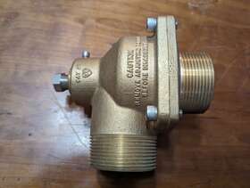 Elkhart Brass Cat-40 Apparatus Valve 2.5 Inch Npt