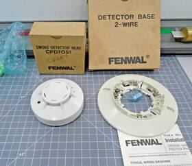 Cpd7051 Fenwal New Smoke Detector Head And Base 2 Wire