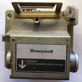 R4140g Honeywell 1056 Flame Safety Programmer Used