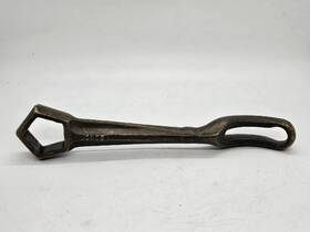 J-573 Jones Vintage Brass Fire Hydrant Wrench