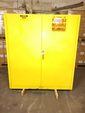 25760 Justrite 110 Gallon Drum Combustible Liquid Storage Cabinet With Rollers