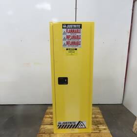 892200 Justrite Justright 22 Gallon Flammable Liquid Storage Cabinet 23-1/4 Inch X 18 65 Tall