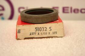 51032s National Oil Seal New