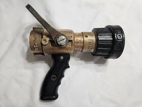 4210-00-465-1906 Pok 1-1/2 Inch Brass Fire Nozzle 95 Gpm Adjustable From Stream To Fog Spray