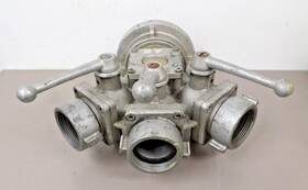 Renus / Storz 5 125 Awg 3 Way Manifold Valve - 2.5 Inch Nst To