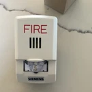 Box Of 20 Siemens Slhsww-f Fire Alarm Strobe S54329-F22-A2 S54339-F2-A2 Rev. Fixed Price $600.00.