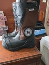 Black Diamond Leather Fire Boots Men's Size 6. Fixed Price $89.00.