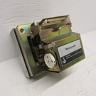 Honeywell R4140L-1014 Flame Programmer Controller Fire Safety Module R4140L10142. Fixed Price $495.00.