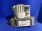 Siemens SQM40.244R11 120VAC North American Reversing Damper Actuator - Untested*. Fixed Price $357.00.