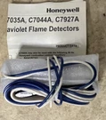 Honeywell C7027A Mini-peeper Flame Detector 1049 8 Ft Leads 1/2" Npt. Fixed Price $1000.00.