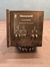 Honeywell Actuator, Economizer, 24V, W/control M7215A1024 York No. 8565 ***read. Fixed Price $44.96.