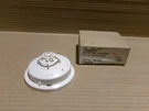 New Simplex 4098-9402 Lifealarm Heat Detector 135RR Direct 0677005. Fixed Price $49.99.