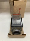 Honeywell V4055E 1040 Fluid-powered, On/off Gas Valve Actuator U.s.a. Seller. Fixed Price $1250.00.